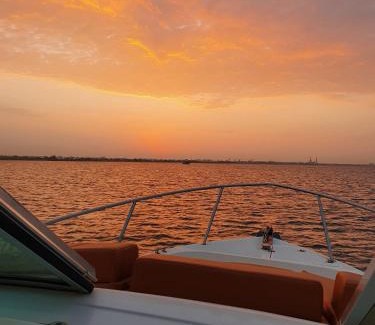 Muscat Boat Rental | Dimaniyat Islands Camping