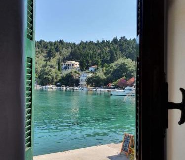 Lakka Apartment | Dina studio