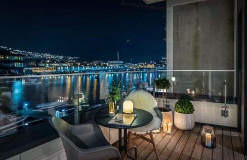 Arstad House | Dinbnb Apartments I Luxury with Views l Large Balcony