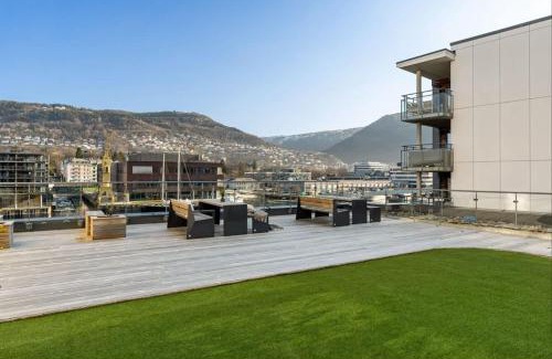 Arstad House | Dinbnb Apartments I Luxury with Views l Large Balcony