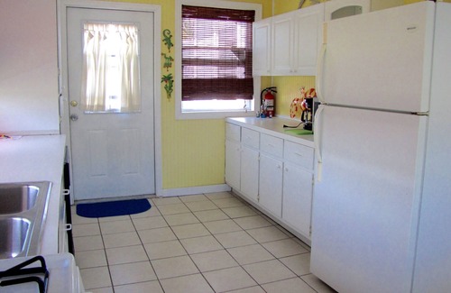 Little Torch Key Cottage | Direct Oceanfront Cottage-Sunrise View- #2,