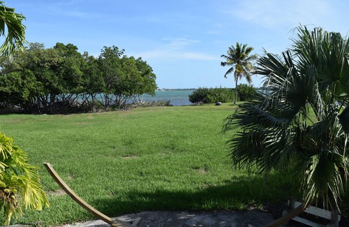 Little Torch Key Cottage | Direct Oceanfront Cottage-Sunrise View- #2,