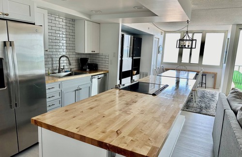 North Ocean City Condo | Direct Oceanfront 3BR Condo - Awesome View of Ocean & Bay!