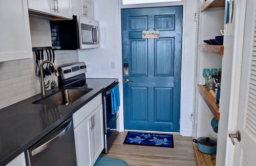 Kahaluu Bay Condo | Direct Oceanfront - Magic Sands Beach!