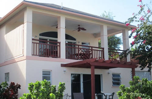 Great Exuma Condo | DIRECTLY on HOOPERS BAY BEACHFRONT CONDO 3bed/3Bath and STARLINK fast WIFI