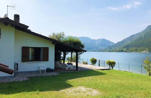 Idro Apartment | Directly on the lake
