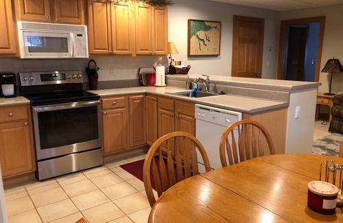 Boyne Falls Condo | Disciples Ridge @ Boyne Mt. Steps From Slopes, 1 Bedroom Lower Unit
