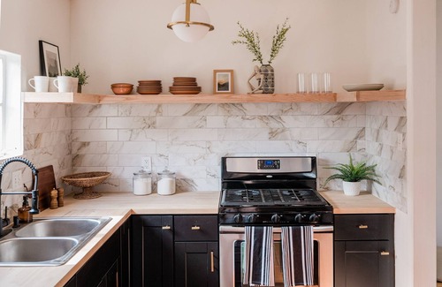 The Garden District House | DISCOUNT @The Louie, a Designer central Tucson gem