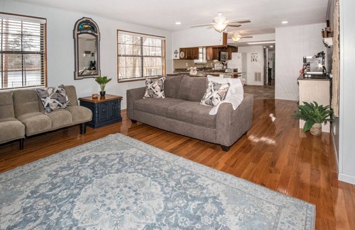 Andersonville House | DISCOUNTS Available, Norris Lake, RARE FLAT lot, Lakefront Ranch Hm, pvt. dock