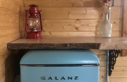 Nelson Cabin | Discover Boho Bungalow: Peaceful and Relaxing Cabin with Breathtaking Views!