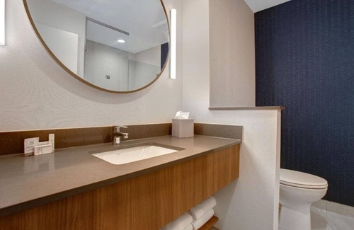 Littleton House | Discover Comfort & Convenience at our new hotel near Denver