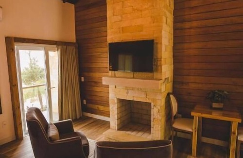 Praia Grande Hotel | Discovery Canyon