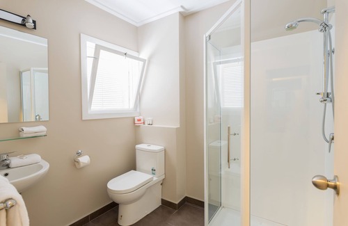 Whangarei Hotel | Discovery Settlers Hotel