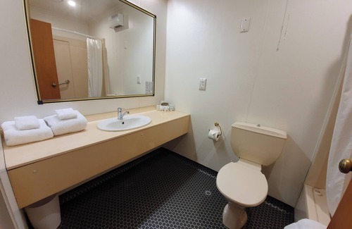 Twizel Hotel | Distinction Mackenzie Country Hotel