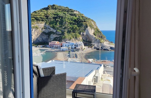 Sant'Angelo Apartment | Divina Seaside Suite Ischia
