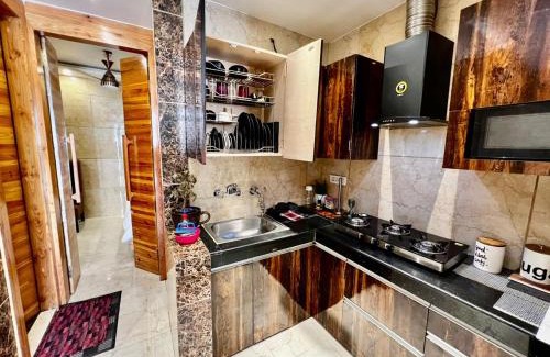 New Delhi Hotel | Divine Studios Rajouri Garden