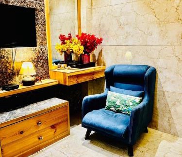 New Delhi Hotel | Divine Studios Rajouri Garden