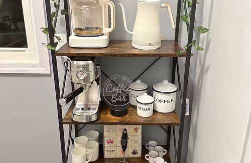 Dixon House | Dixon hideaway. 2BR comfy house with fenced yard