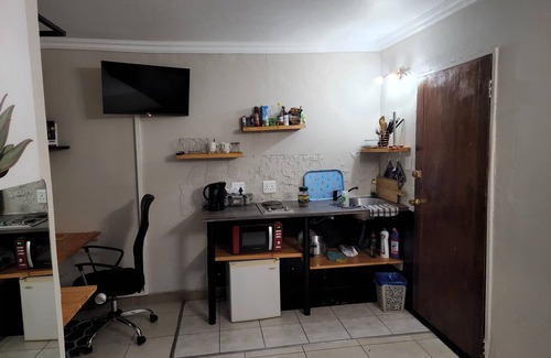 Greater Johannesburg Metropolitan Area Cottage | DIY cottage