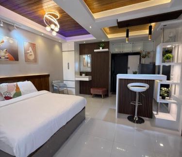 General Santos Apartment | DJS Home Studio Gensan Netflix,free wifi,hot&cold shower,near Airport