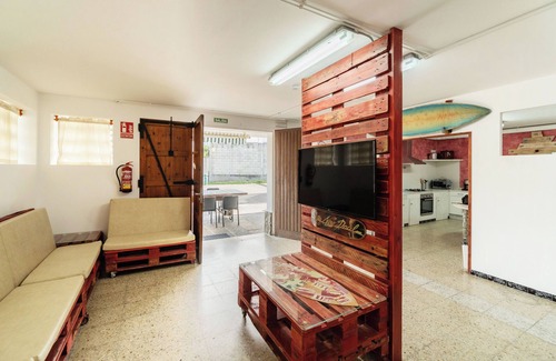 Razo da Costa Ski Chalet | DO RIO DE EVA AREA, PLAYA DE RAZO