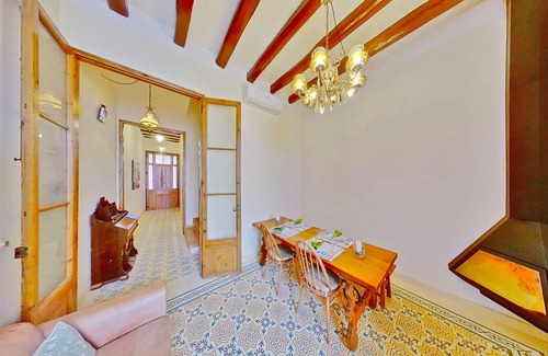Arenys de Mar House | DO YOU WANT TO STAY IN A HOUSE WITH MORE THAN 120 YEARS OF HISTORY?