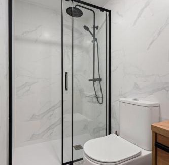 Pinto House | Dobo Pinto Castillo