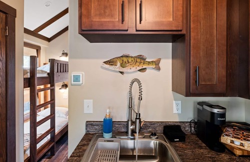 Gadsden House | Dockside at River Rocks Landing