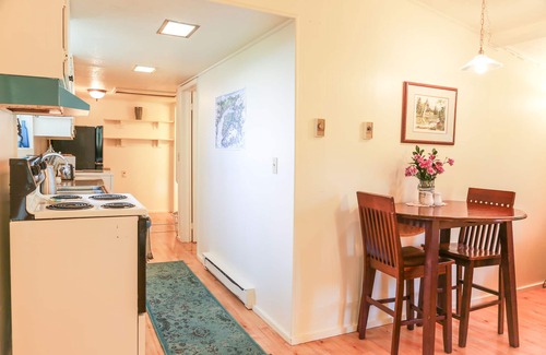 Homer House | Dog friendly, Beck Hill Hideaway, Homer, Alaska Ocean View, mountains,Privacy