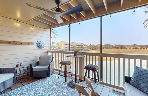 Miramar Beach Condo | Dog-friendly condo with WiFi & AC, resort pools & relaxing balcony