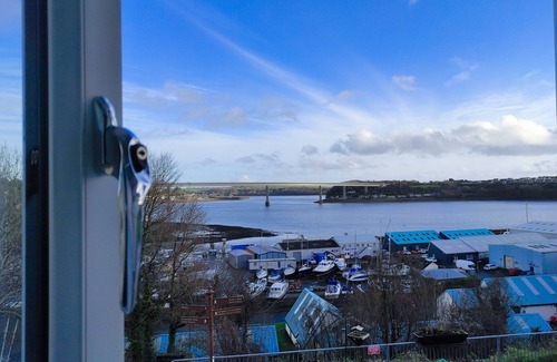 Neyland Cottage | Dog friendly Cottage perched on the hillside overlooking Neyland’s marina in Pembrokeshire.