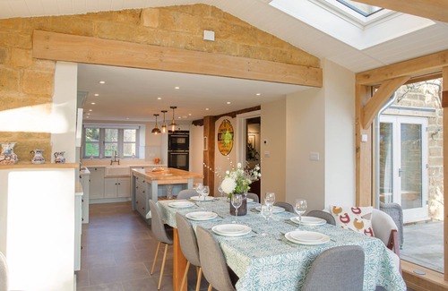 Ilmington Cottage | Dog friendly cottage - Gardners Cottage