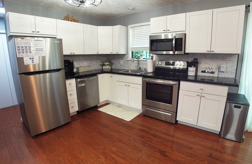 Tobyhanna Ski Chalet | Dog Friendly, Fire Pit, Yard, Screened-in lounge, Game Table