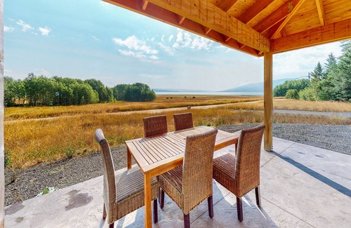 Tamarack House | Dog-friendly home overlooking Lake Cascade with great patio, huge views & WiFi