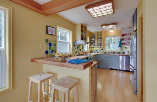 Eastsound House | Dog-friendly home with deck, firepit & sound views