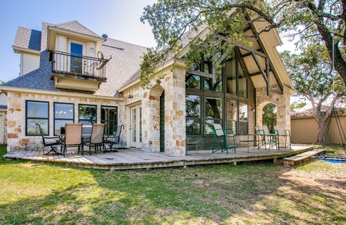 Lake Whitney House | Dog-Friendly Home with Lake Whitney Views - Near Boat Ramp