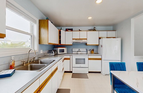 South Bethany Harbor House | Dog-friendly house with bay views, spacious layout, & family-friendly amenities