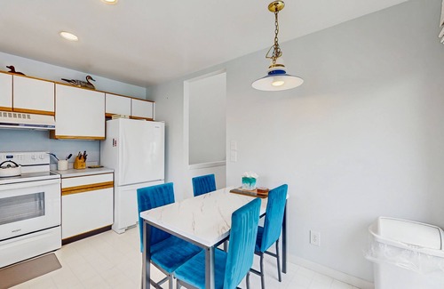 South Bethany Harbor House | Dog-friendly house with bay views, spacious layout, & family-friendly amenities