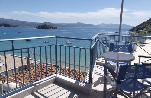 Tolo Hotel | Dolfin