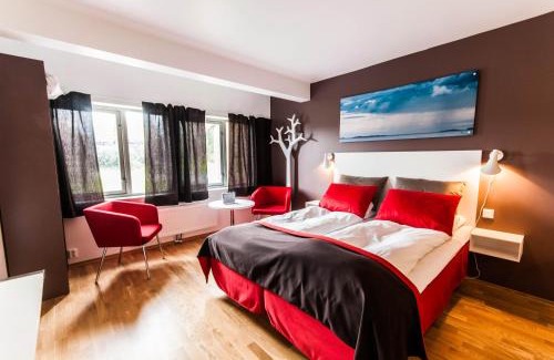 Hitra Hotel | Dolmsundet Hotell Hitra