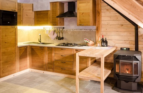 Comeglians Ski Chalet | DOLOMITI VILLAGE - 20 WOODEN CHALETS