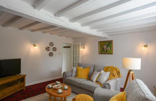 Llanfair Caereinion House | Dolwen Isaf