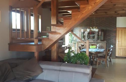 Karwie House | Dom na wynajem Mazury DOM NA WYSOKIM BRZEGU