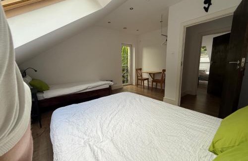 gmina Burzenin House | Dom nad rzeką Wartą