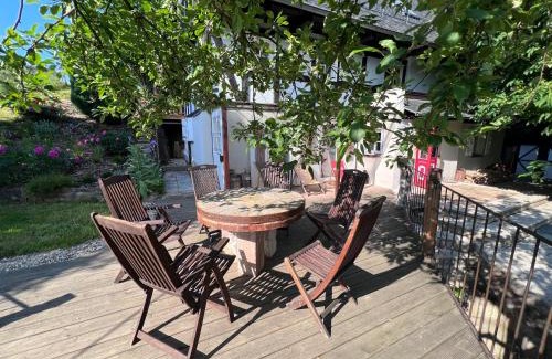 Wlen Villa | Dom po schodkach