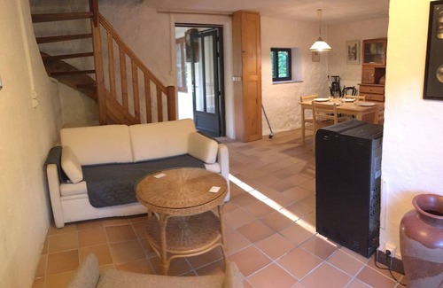 Lafarre House | Domaine de Clarat Gite Glycine, in the heart of Ardèche verte