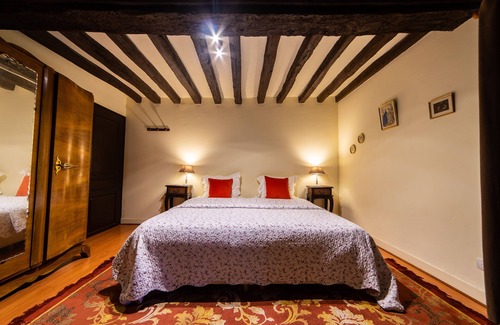 Saint-Pierre-Canivet Bed & Breakfast | Domaine de la Tour B&B