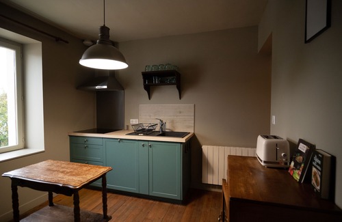 Maffliers Cottage | Domaine de Maffliers apartment for up to 8 people. Large Tribe option available