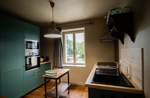 Maffliers Cottage | Domaine de Maffliers apartment for up to 8 people. Large Tribe option available