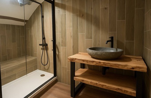 Vic-Fezensac Bed & Breakfast | Domaine de Pourrouquet - Chalet room